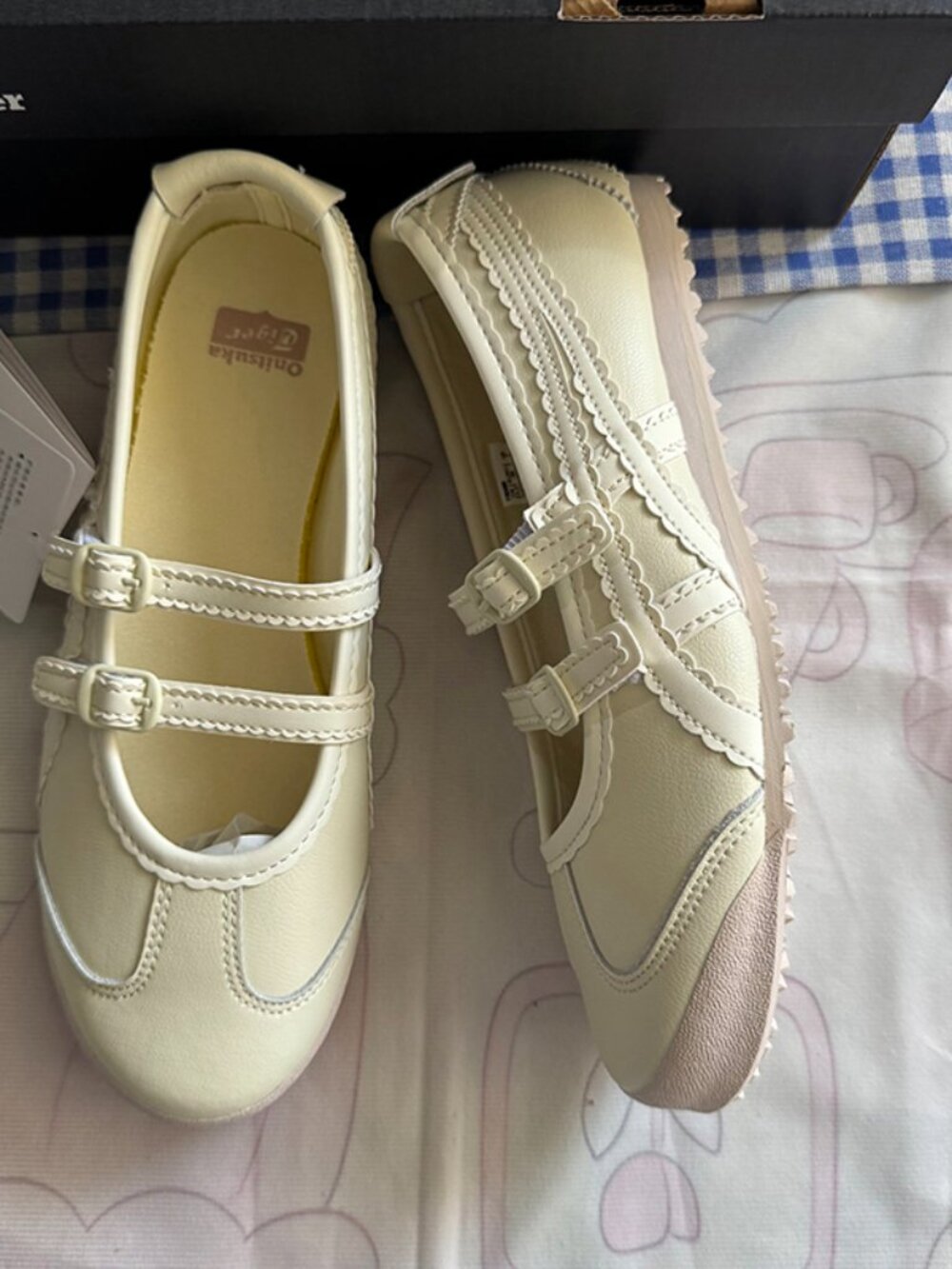 Onitsuka Tiger Mexico 66 Tgrs Cream Sneakers - Picture 4 of 7